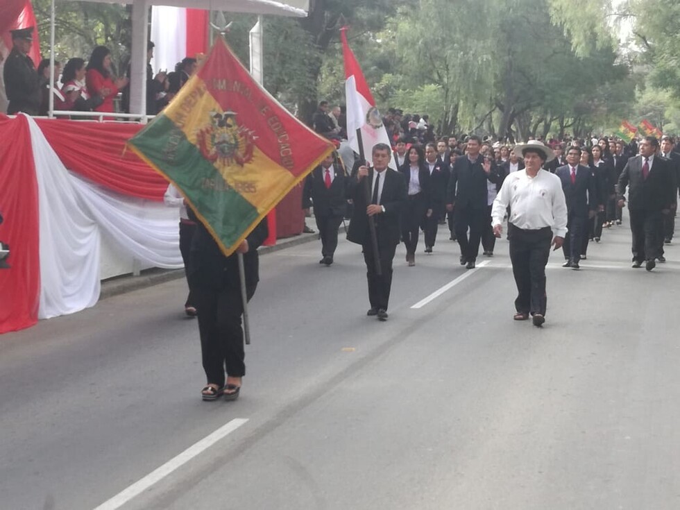"Tariquía es vida" frase presente en el desfile estudiantil  (Fotos)