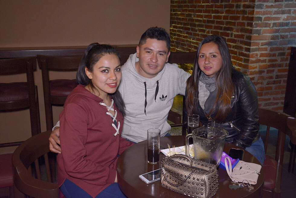 Disfrutando el finde con los amigos
