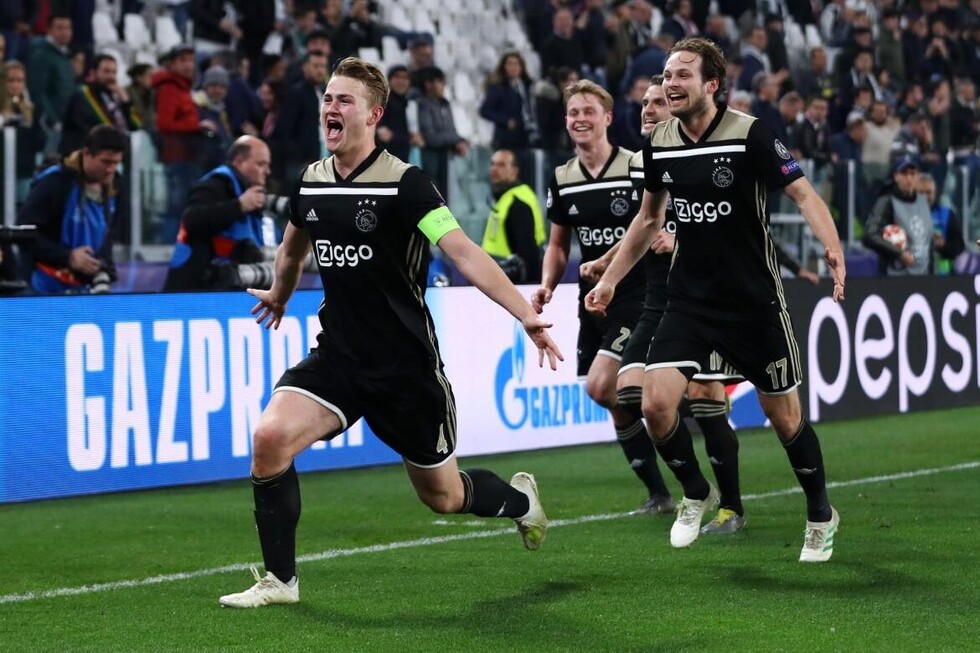 El Ajax destrona a CR7 con otra obra maestra