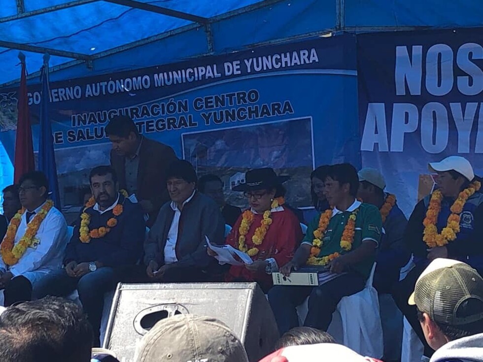 Presidente entrega centro de salud integral en municipio de Yunchará