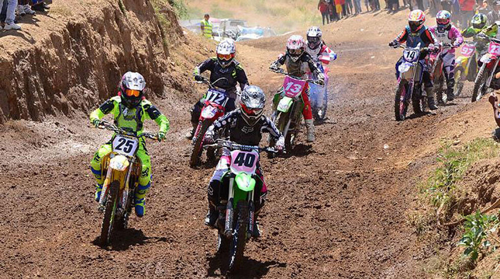 Más de 200 pilotos para nacional de motos