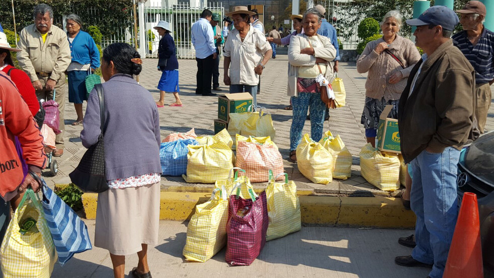 La Canasta alimentaria ya se reparte en Caraparí