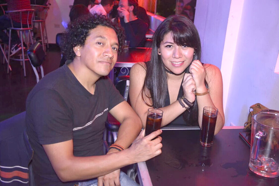 Disfrutando   del rock en Hot Rock