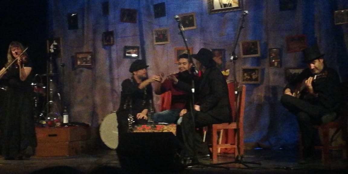 Dimitri se queda en Tarija tras noche de humor y música