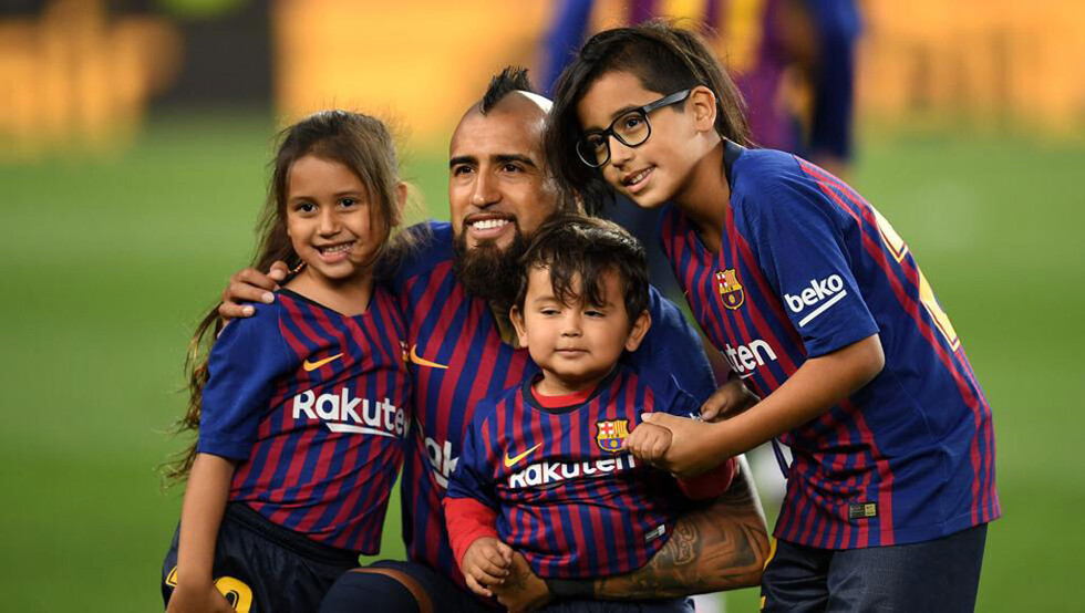 Vidal consiguió un récord inédito al ser campeón con el Barcelona