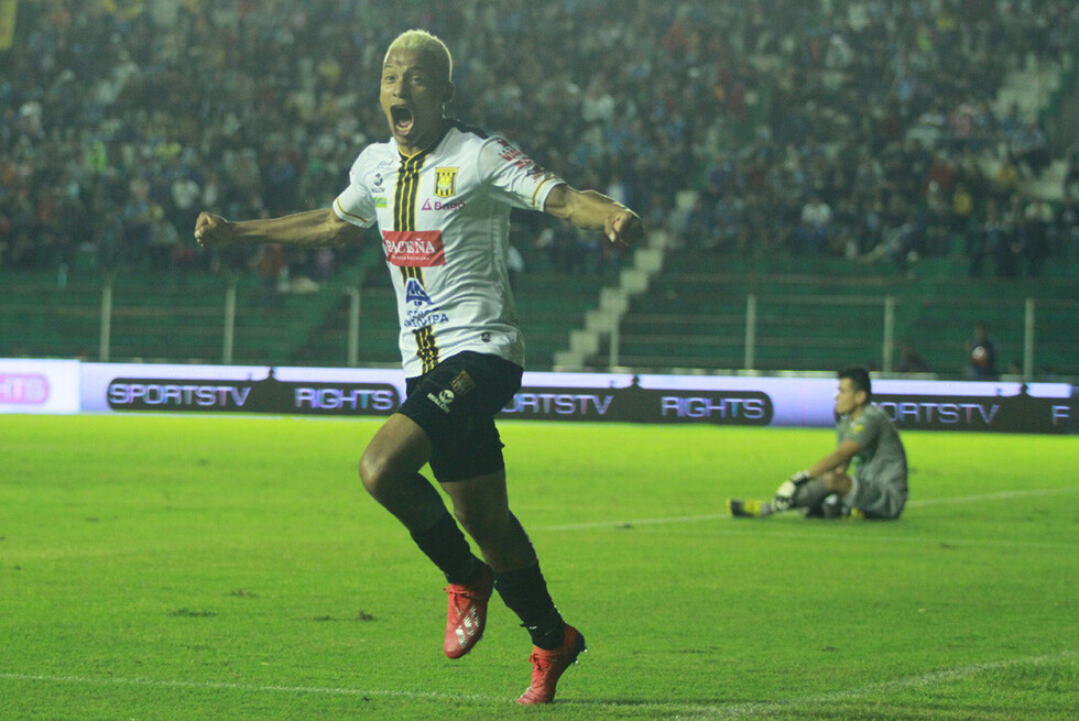 The Strongest gana con gol de Reinoso
