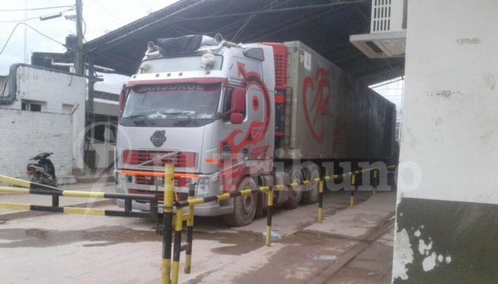 Camión transportaba cocaína junto a cargamento de bananas de Santa Cruz rumbo a Uruguay