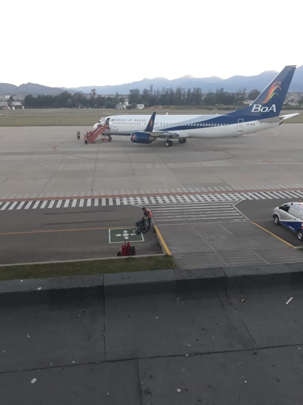 Vuelo Buenos Aires - Santa Cruz aterriza en Tarija por emergencia médica