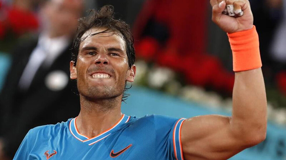 Nadal destroza a Wawrinka y se cita con Tsitsipas en semis