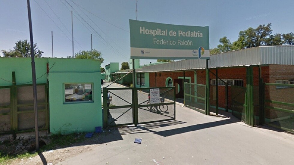 Detienen a dos adolescentes acusados de violar a un niño de 13 años en Argentina y contagiarle sífilis y HIV
