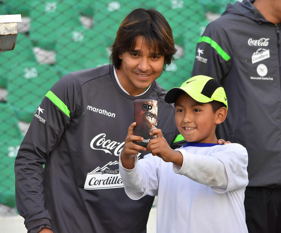 Martins se incorporará al  seleccionado en Francia
