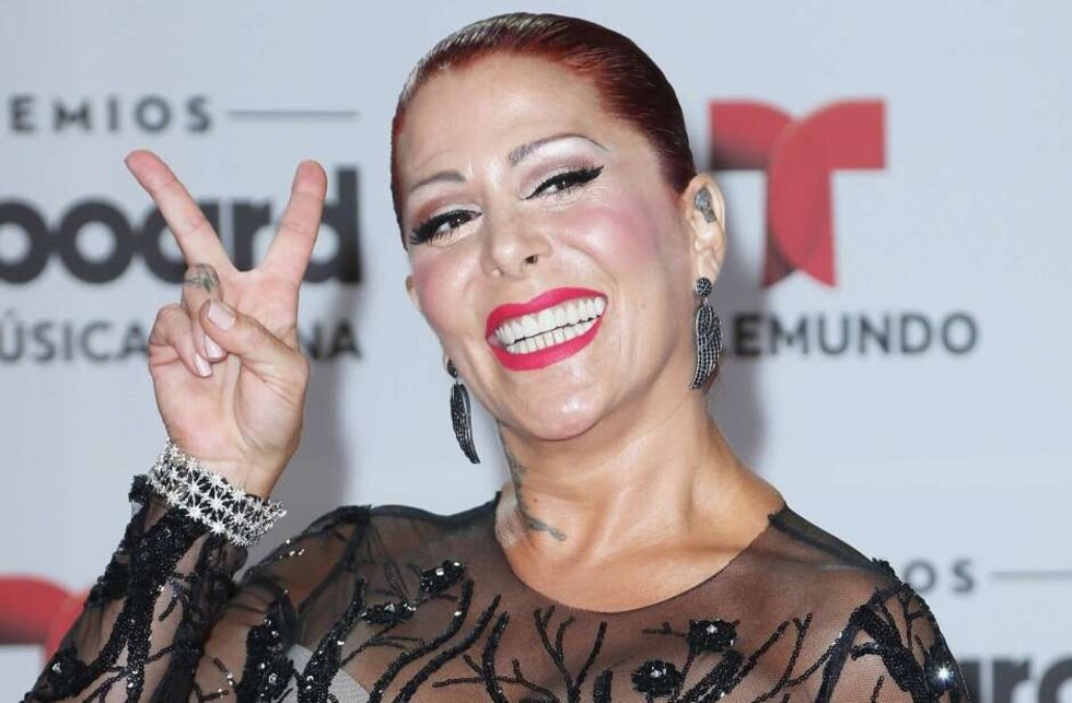 ¿Alejandra Guzmán de  novia con el ex de su hija?