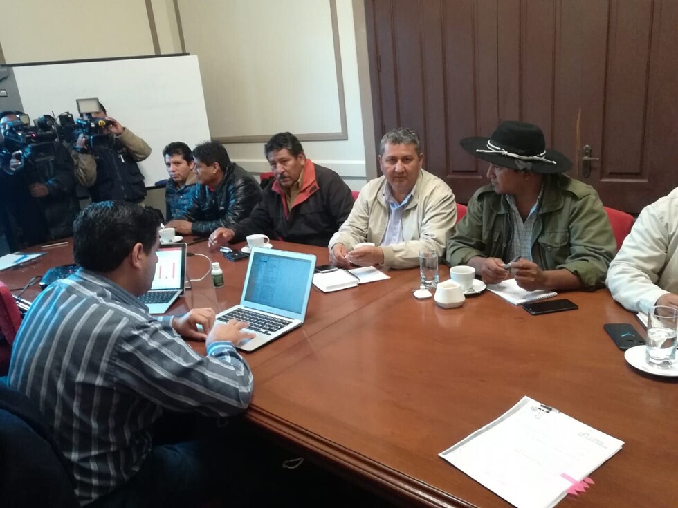 Subgobernadores piden al Ministerio de Economía informe de situación financiera del departamento de Tarija