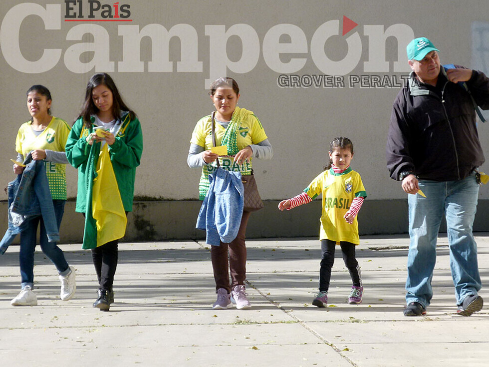 El camino para recobrar público los fines de semana en la cancha