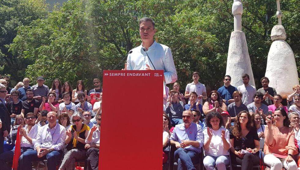 España: Sánchez pide votar a socialistas en elecciones