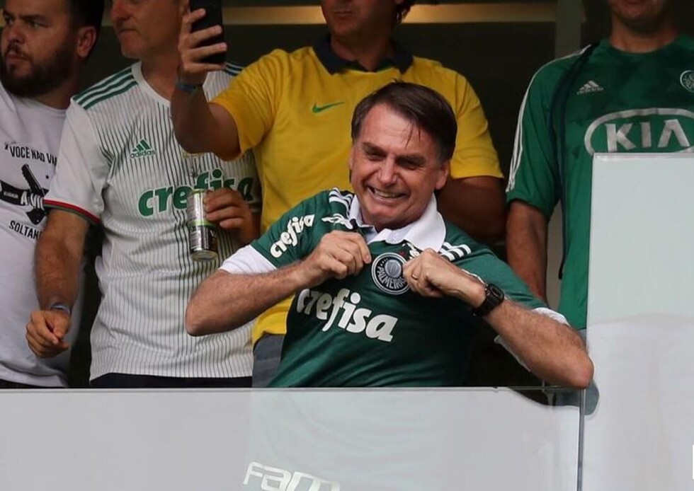 Bolsonaro sale en defensa de Neymar tras acusación de violación