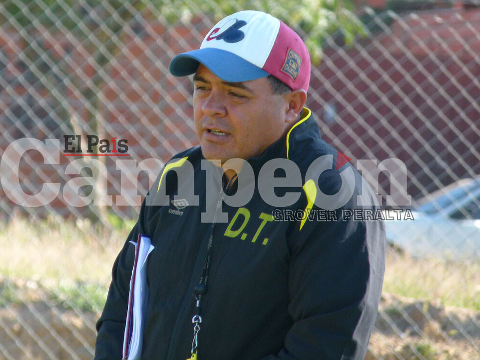 Tolaba quiere un jugador por línea para Nacional Senac