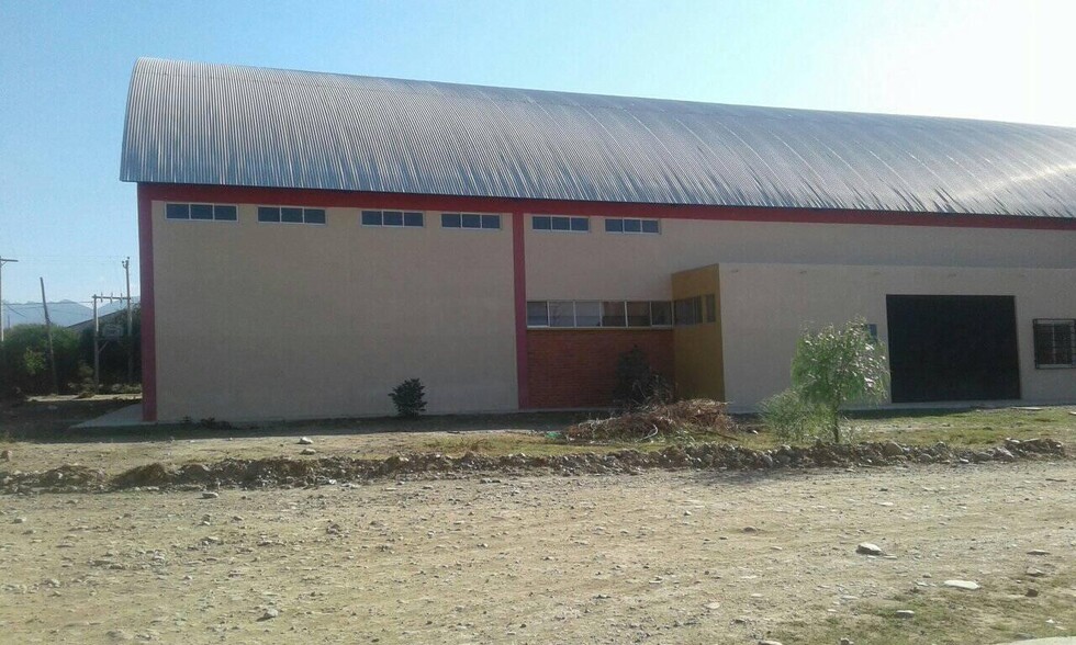 Piden informe sobre estado de Coliseo en San Luis