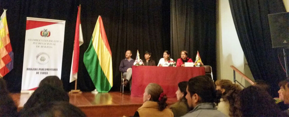 Reconocen a las  maestras del Colegio Belgrano