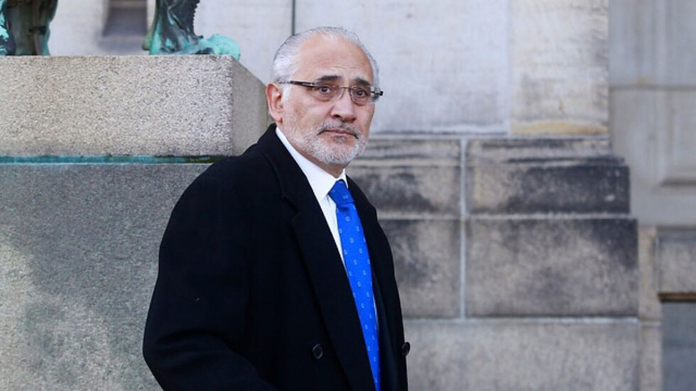 Carlos De Mesa cobró $us 1,2 millones para acompañar a "Goni"