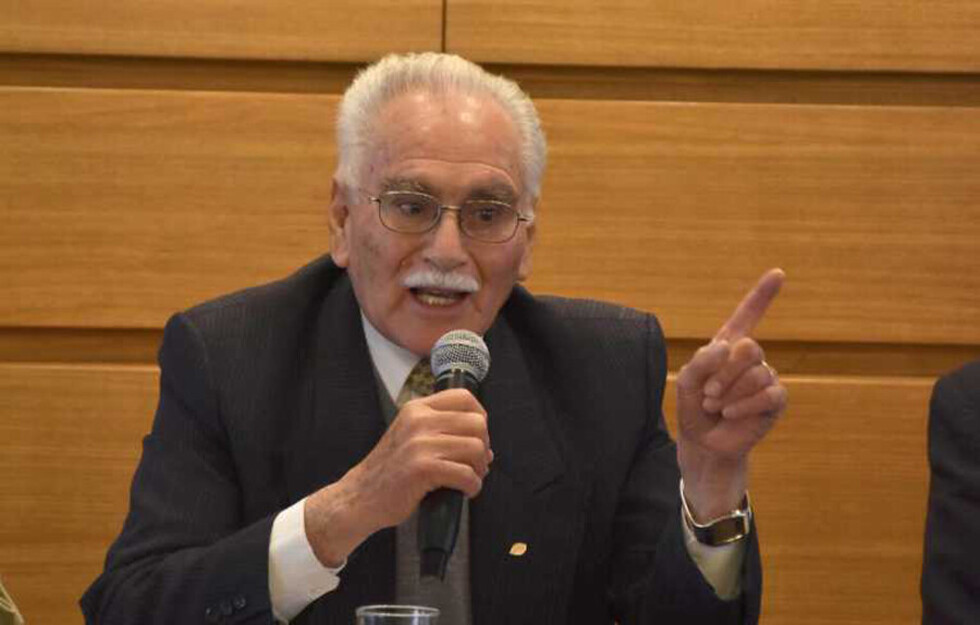El BCB dice que no financia "elefantes blancos"