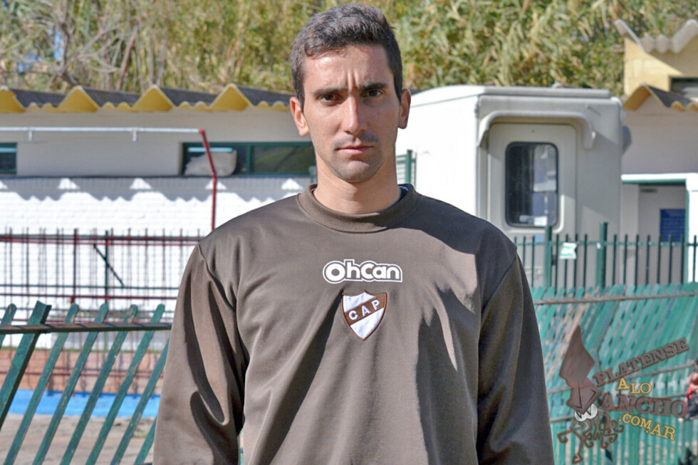 Oriente Petrolero presentó a su refuerzo Pablo Martín Ruiz