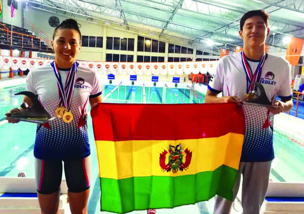 Nadadores bolivianos  ganan medallas en la Copa Pacífico