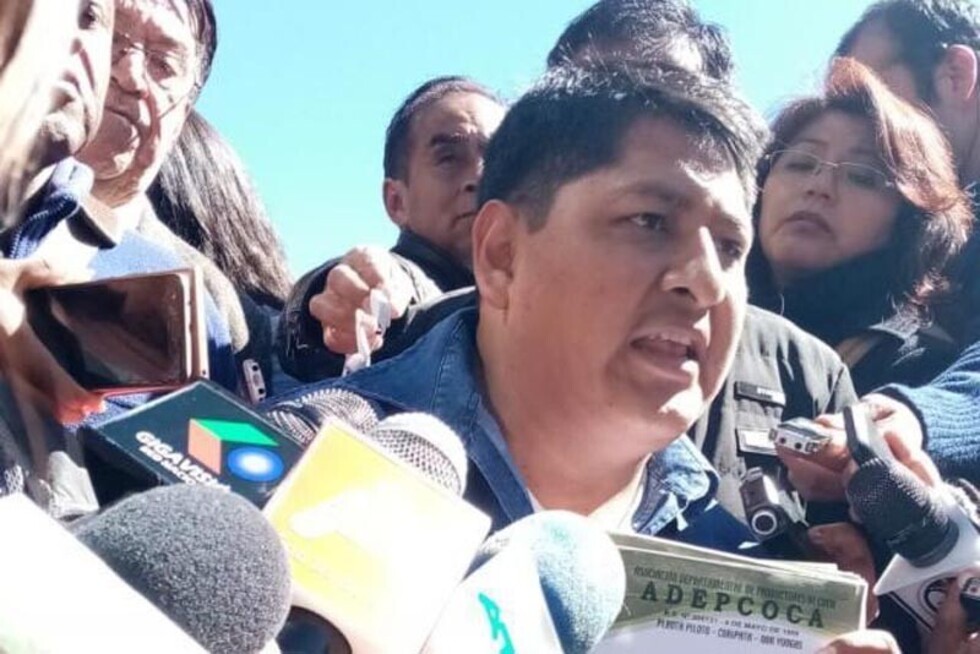 Insisten que Urquizu deje el cargo, la autoridad se disculpó