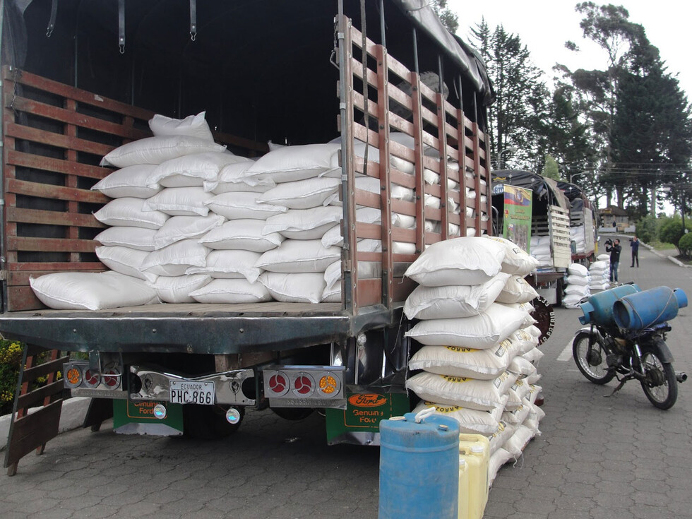 Buscan frenar contrabando de arroz en Bolivia