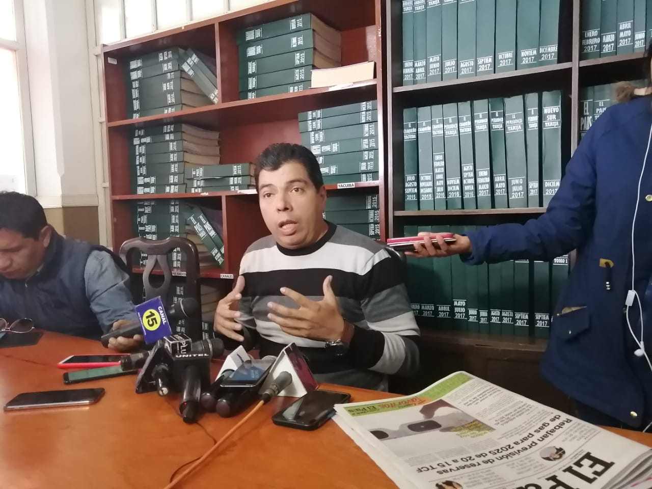 Cardozo y Castrillo: fracasó la política de hidrocarburos