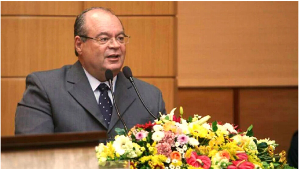 Empresario se suicida en acto de ministro brasilero