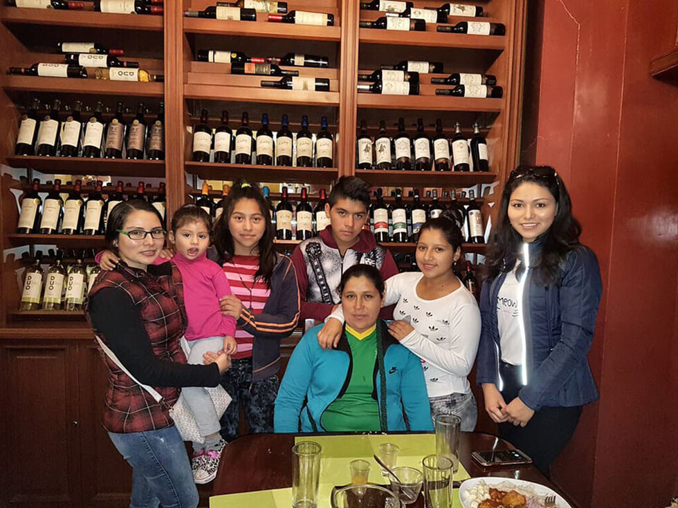 Disfrutando   de la chura Tarija