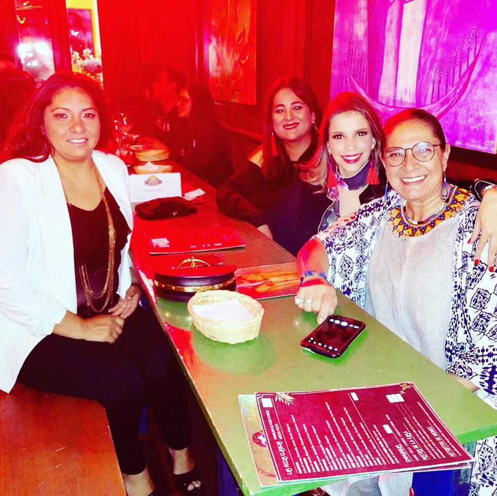 Canto, bohemia    y amistad en Tarija