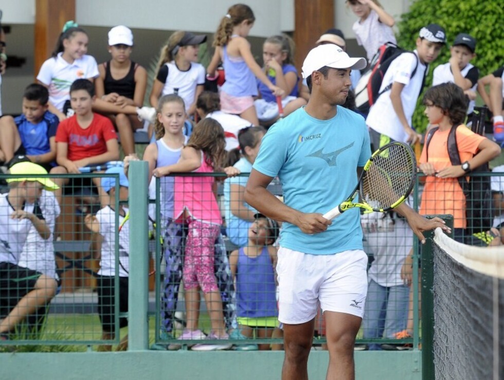 Hugo Dellien avanza en el Open de Suecia