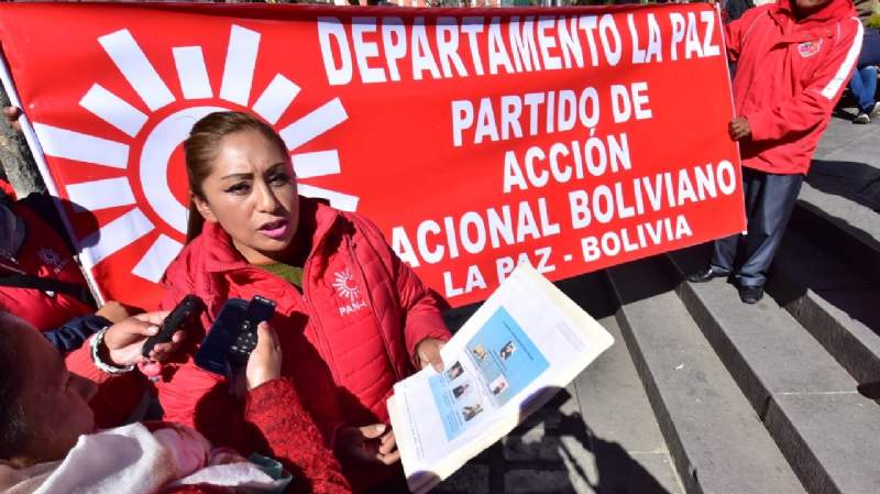 TSE inhabilita al "vice" de Pan Bol y desata guerra cruzada entre Nina y Chui