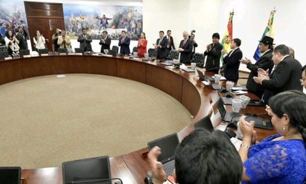 Analizan “depurar” a maestros  con antecedentes de violencia