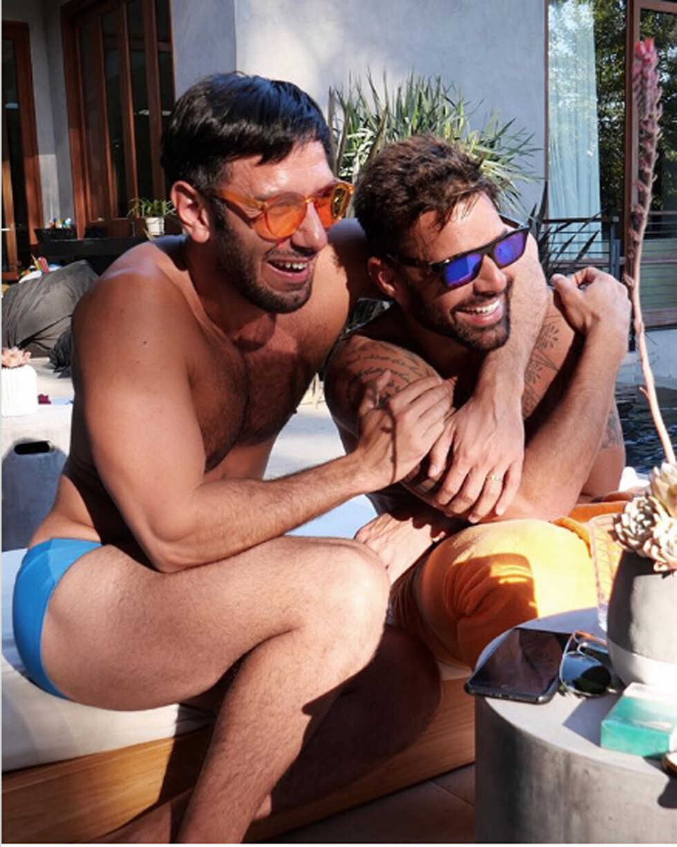 Esposo de Ricky prende las redes