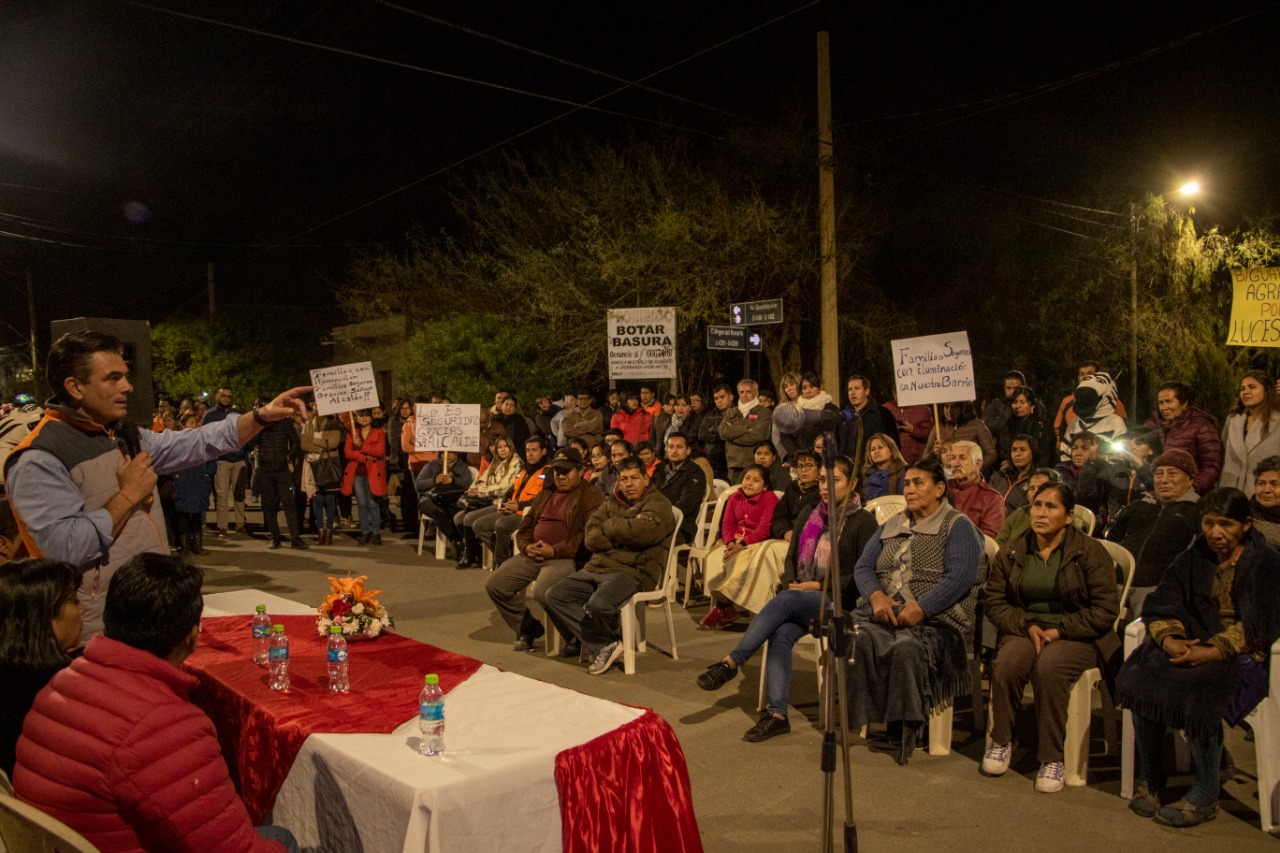 Alumbrado público con luces LED llega al 100% en barrio Guadalquivir