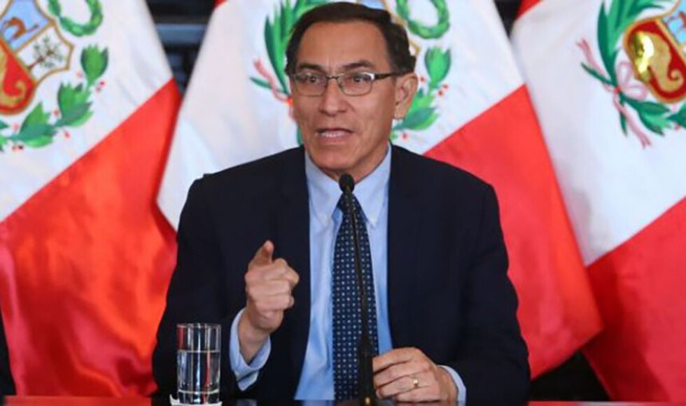 Piden a Vizcarra cerrar parlamento derechista
