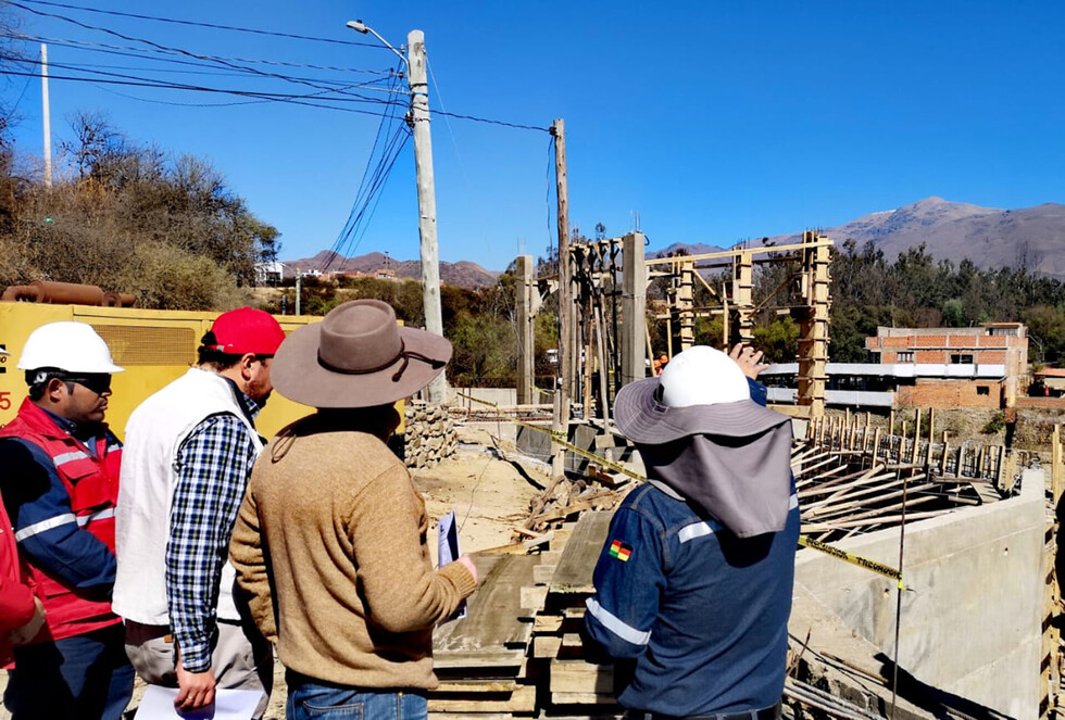 Tarija: Subsistema de agua potable en Las Barrancas tiene 50% de avance