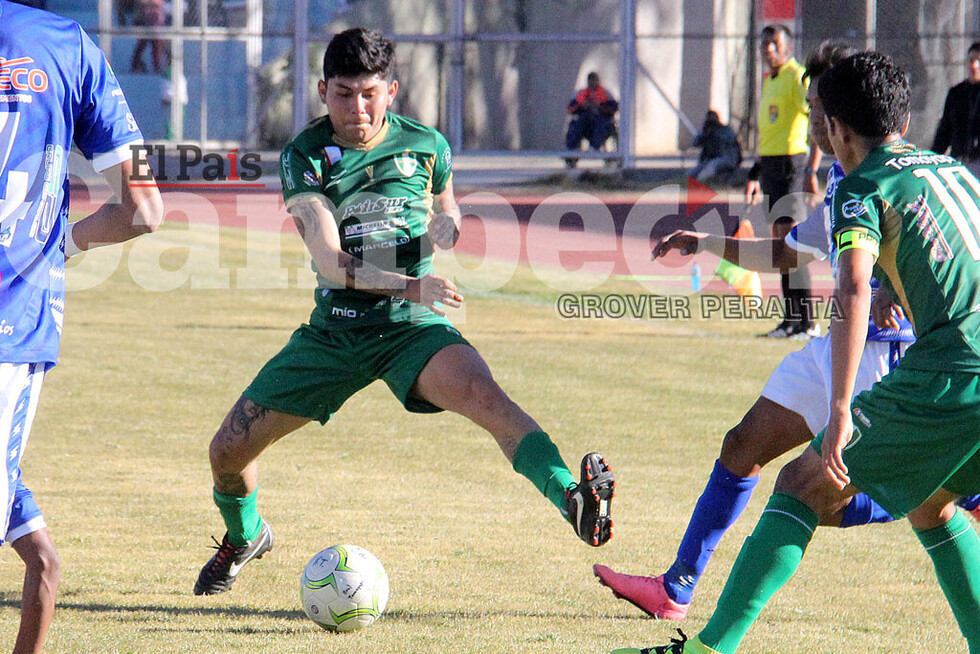 Farfán vuelve a estar a disposición de Pacheco