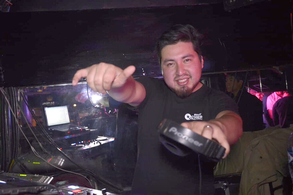 A bailar en la discoteca