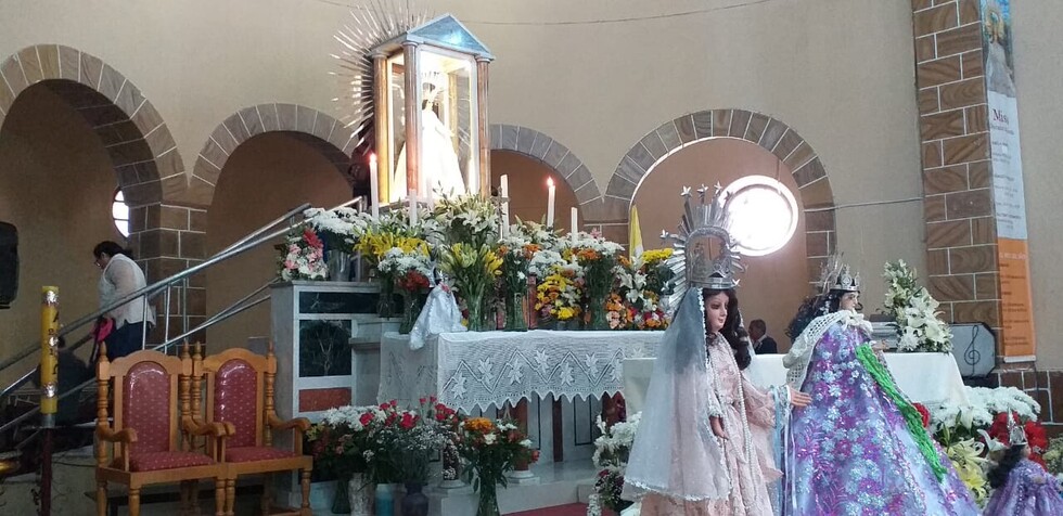 Feligreses inician visita al Santuario de la Virgen de Chaguaya de Tarija (Fotos)