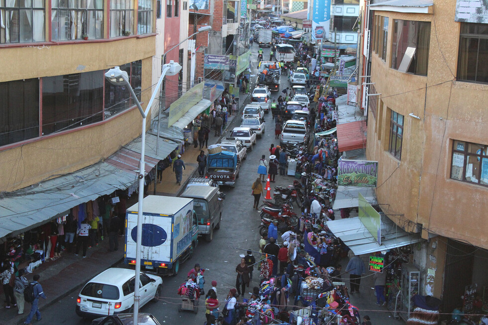 Contraloría conmina a medir gases de vehículos en Tarija