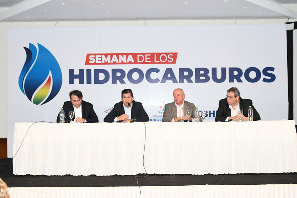 Conversatorio cerró Semana de los Hidrocarburos en Tarija