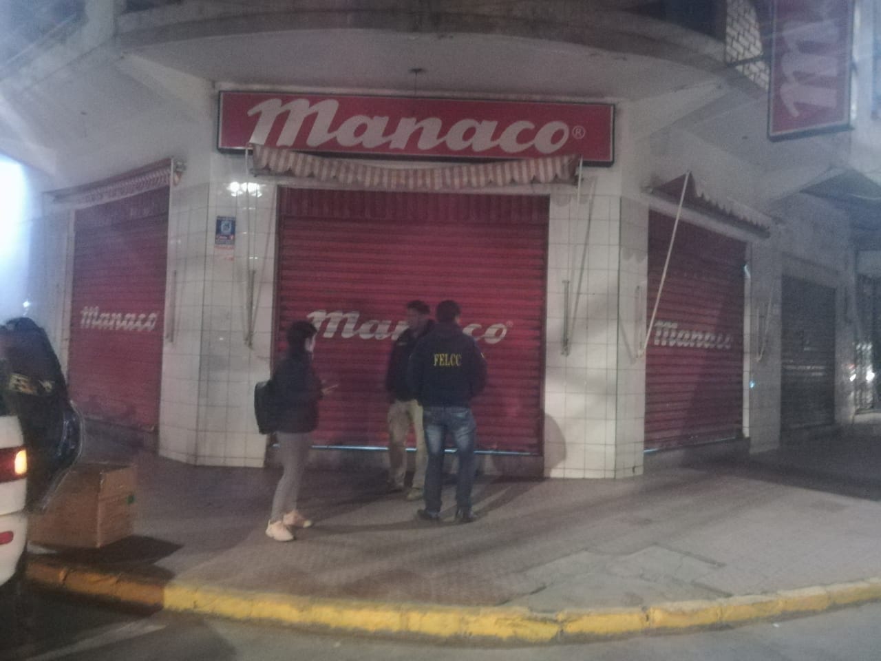 FELCC busca autores de atraco en la tienda Manaco de La Loma