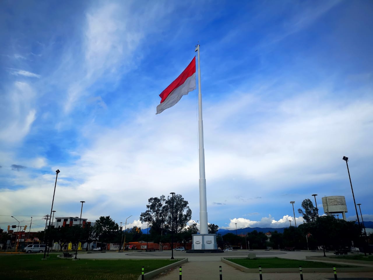 Rodrigo Paz reconoce que construcción del “Monumento a la Bandera” en un momento que no era adecuado para Yarija