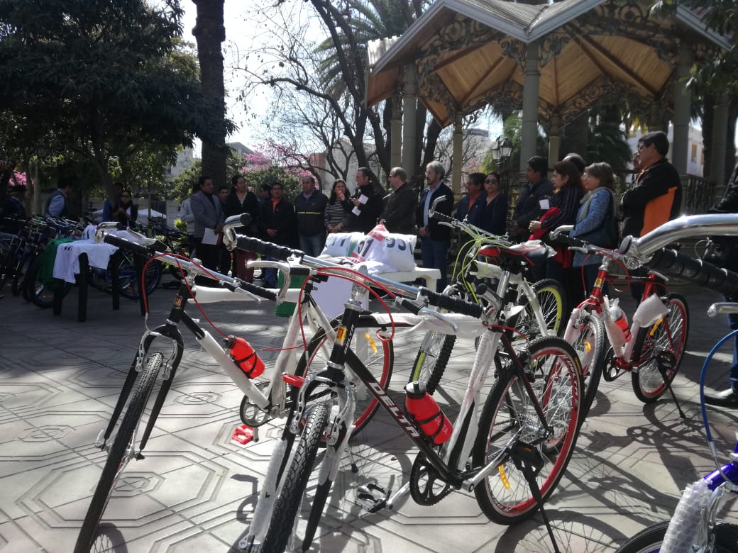 Gobernación de Tarija otorga 70 bicis para ganadores de la doble San Roque-Chaguaya