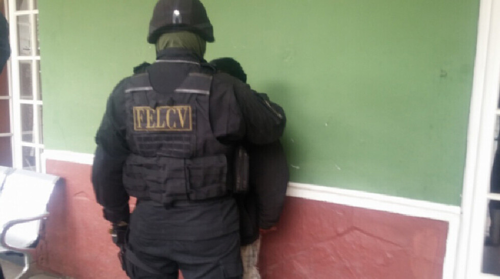 Encarcelan a sujeto por violar a hija de 9 años