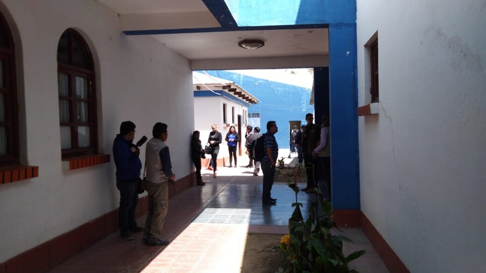Morales en reunión con cívicos de Tarija, promete obras y dice "lo pasado pisado"